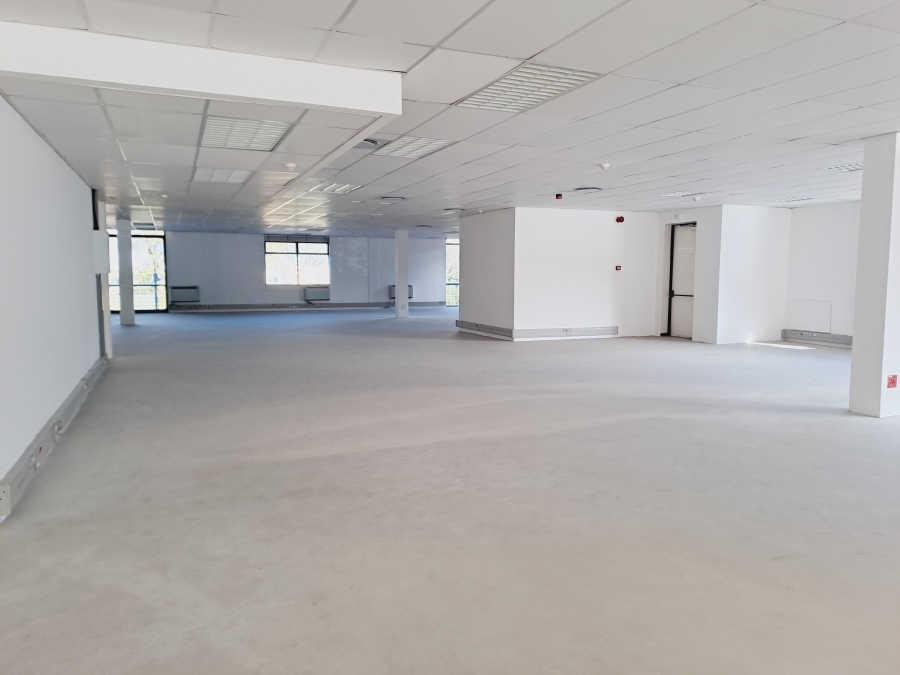 To Let commercial Property for Rent in Plattekloof Western Cape